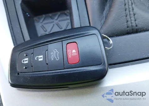 2024 Toyota Rav4 Xle Premium из США, поврежденный, VIN 2T3A1RFV0RW483295